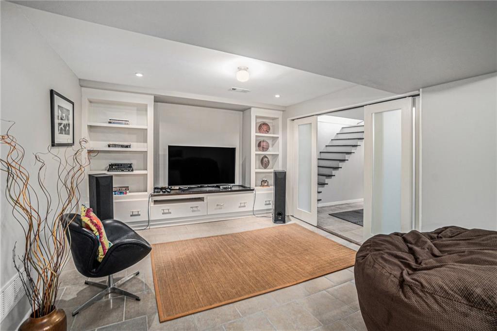 4402 Homestead Drive