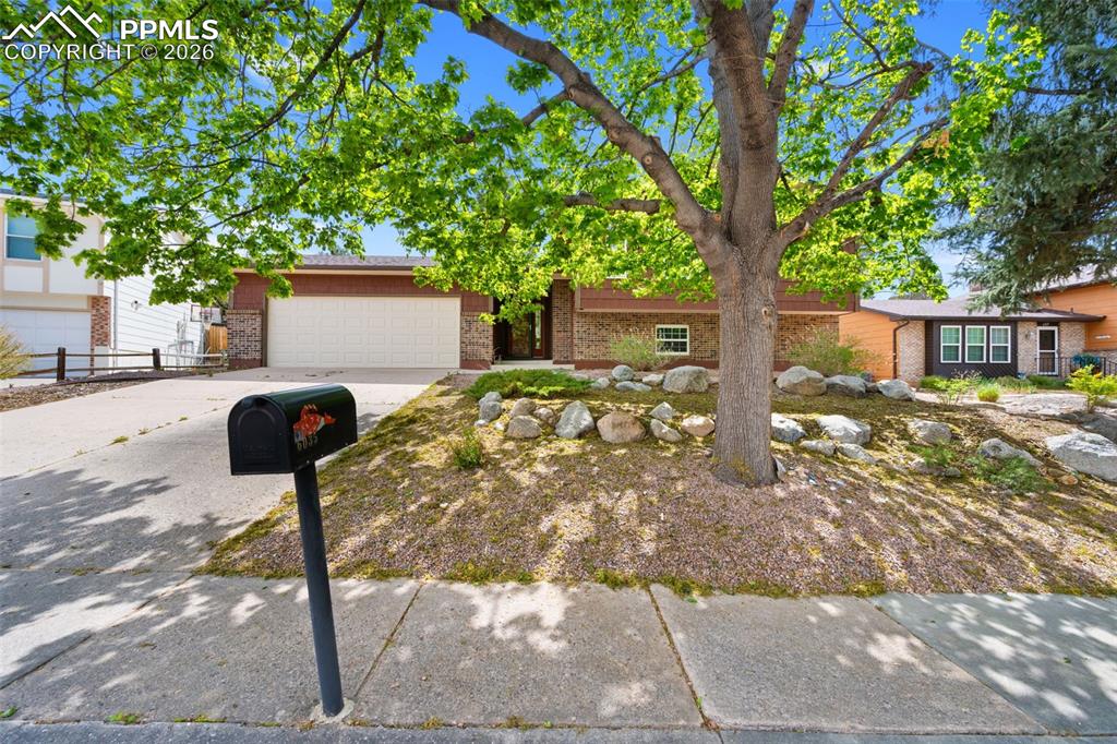 6035 Eagles Nest Court