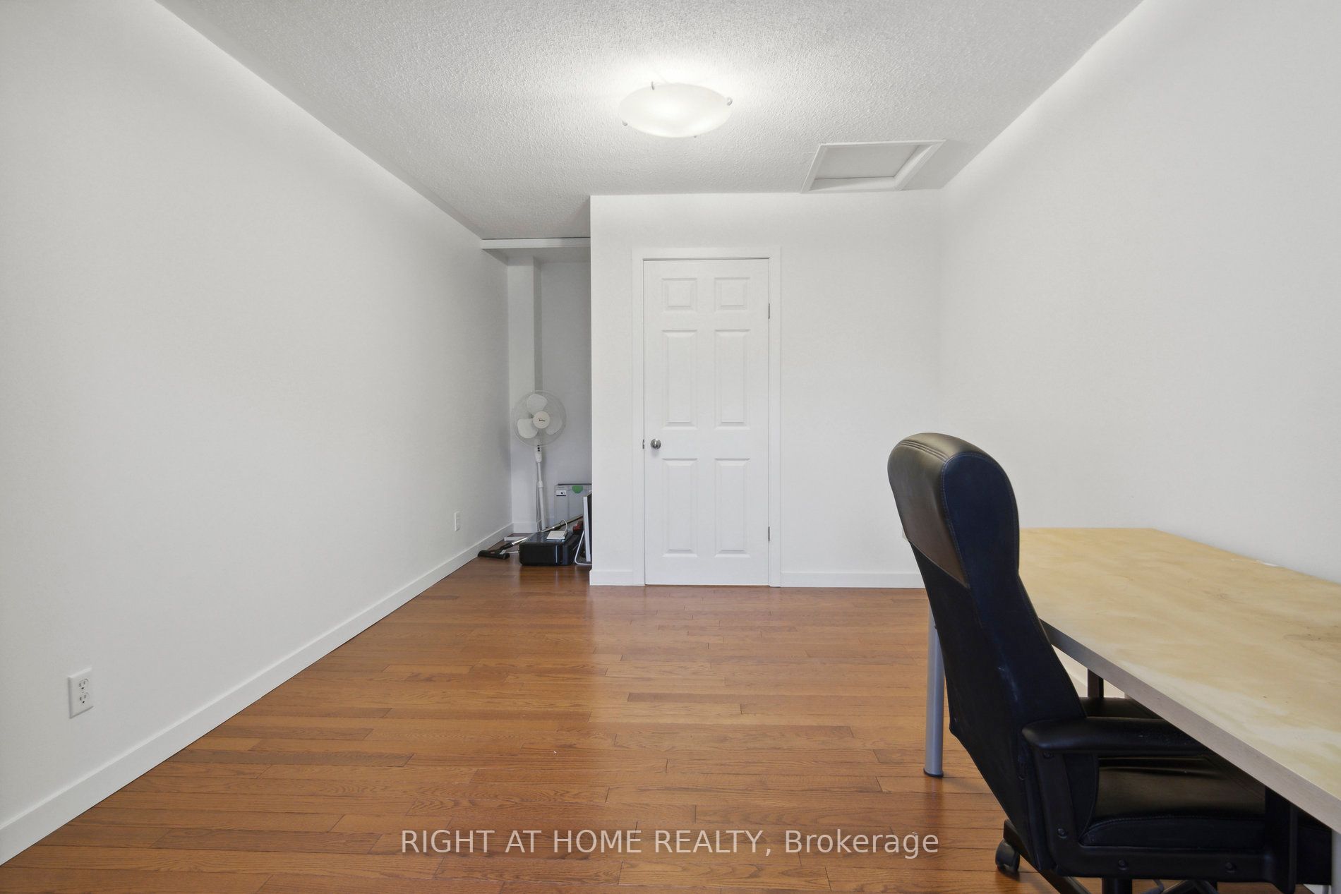 72 Sidney Belsey Cres 307