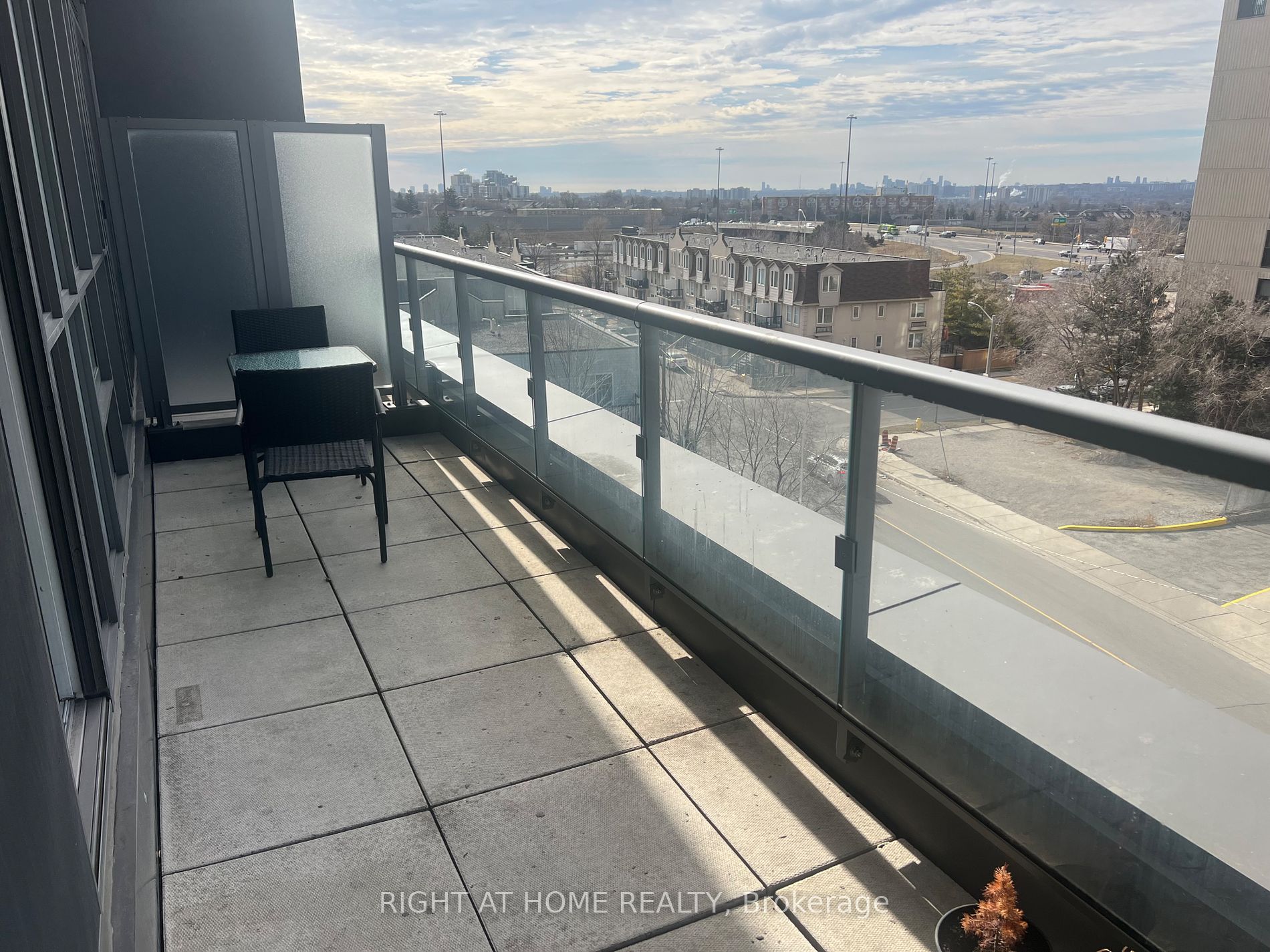 15 James Finlay Way 601