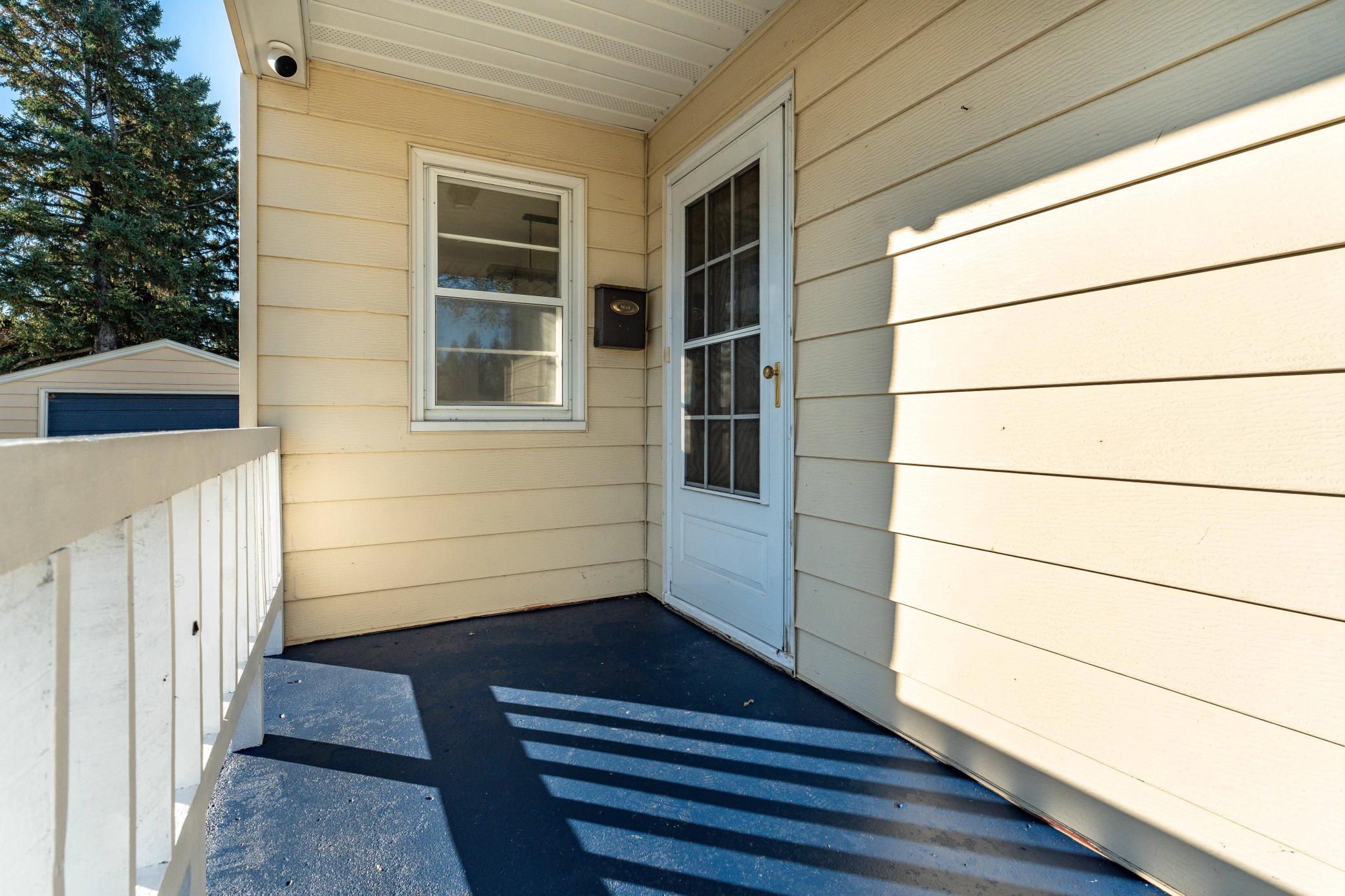 509 W Douglas Avenue