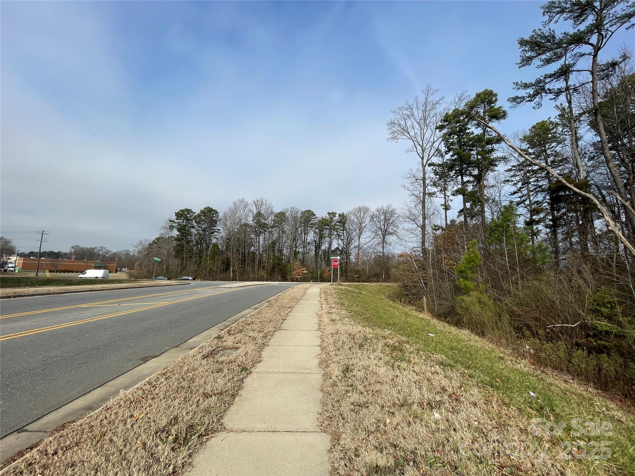 1900 Mineral Springs Road