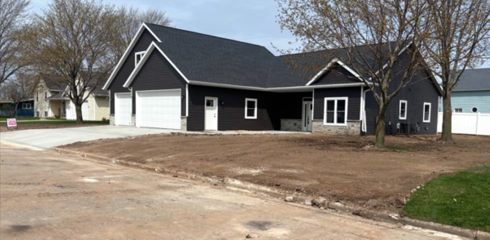 224 N 9th Street
