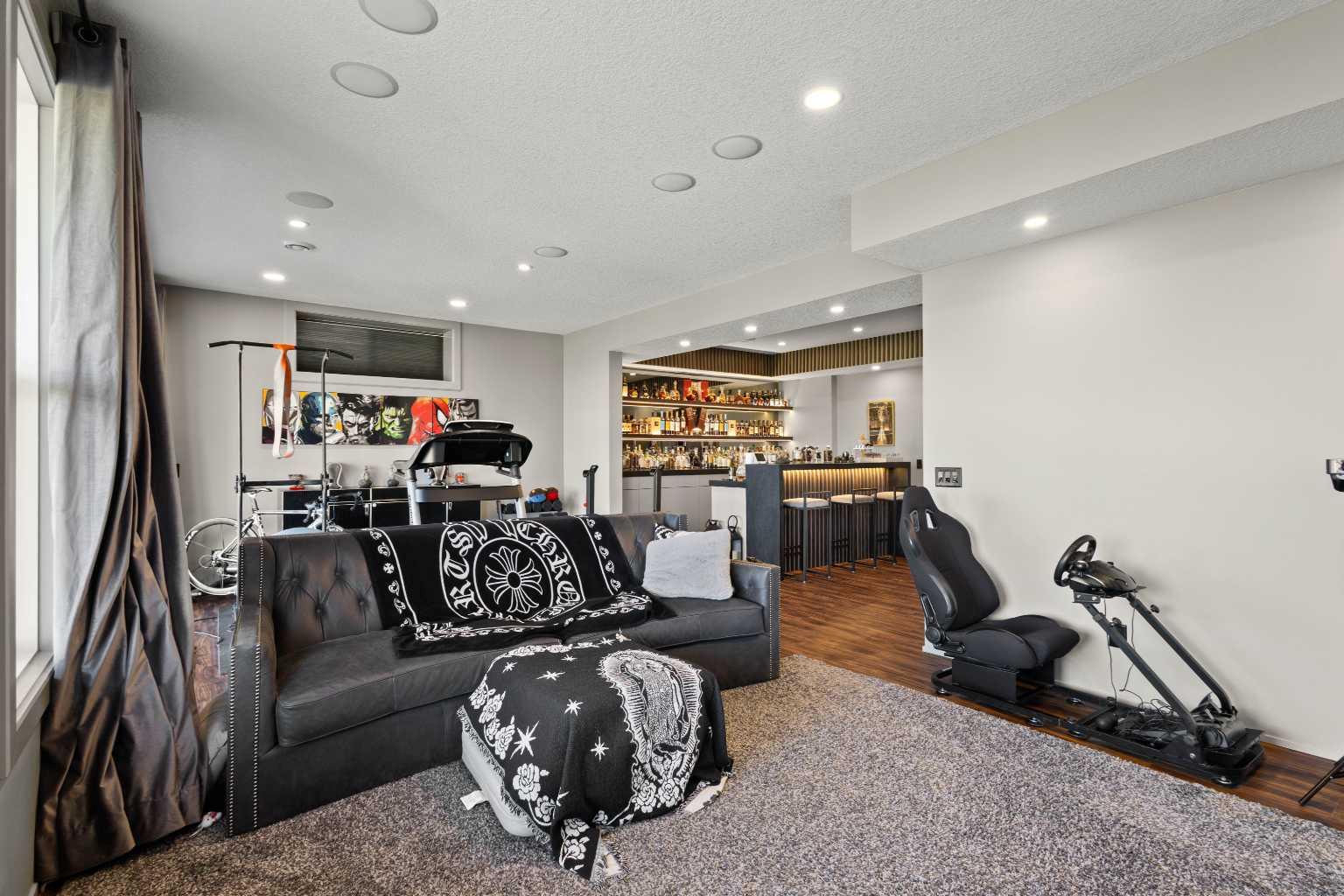 52 Evansfield Manor NW