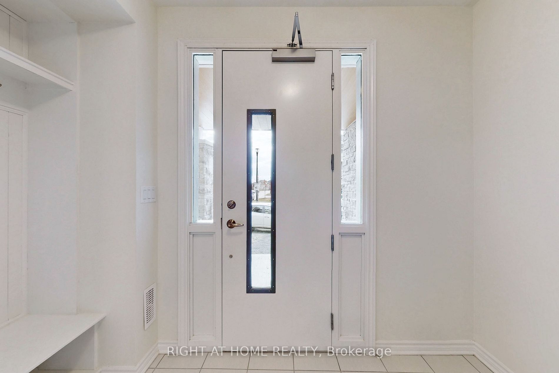 1034 Reflection Pl 207