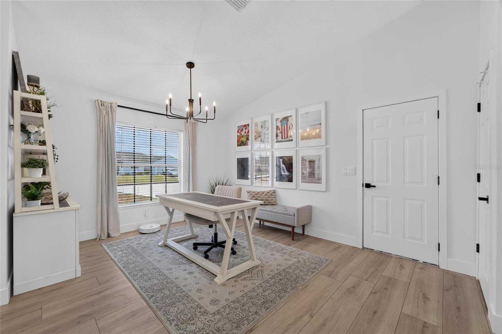 12124 Colonial Estates Lane