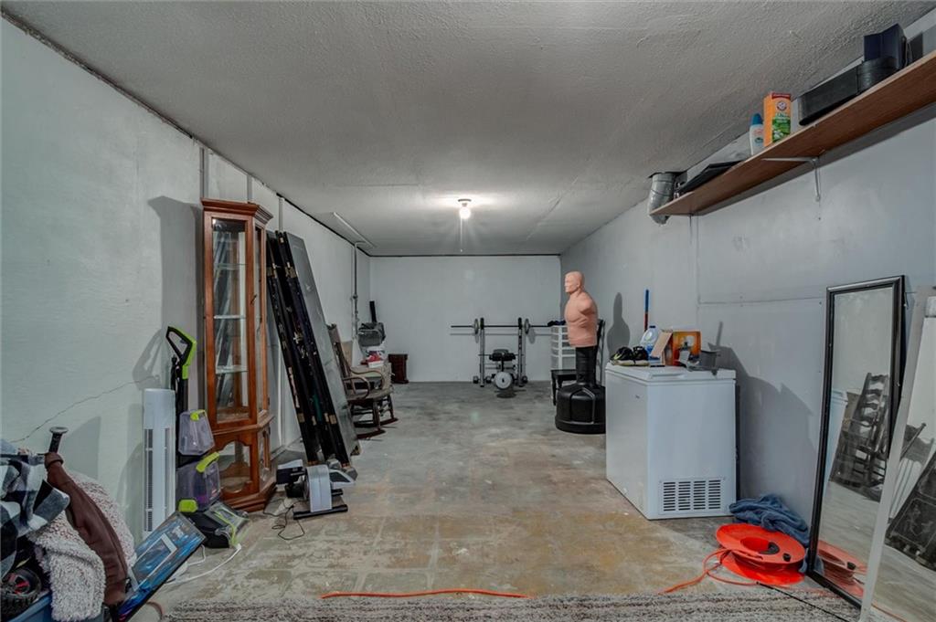 5609 NE San Rafael Drive