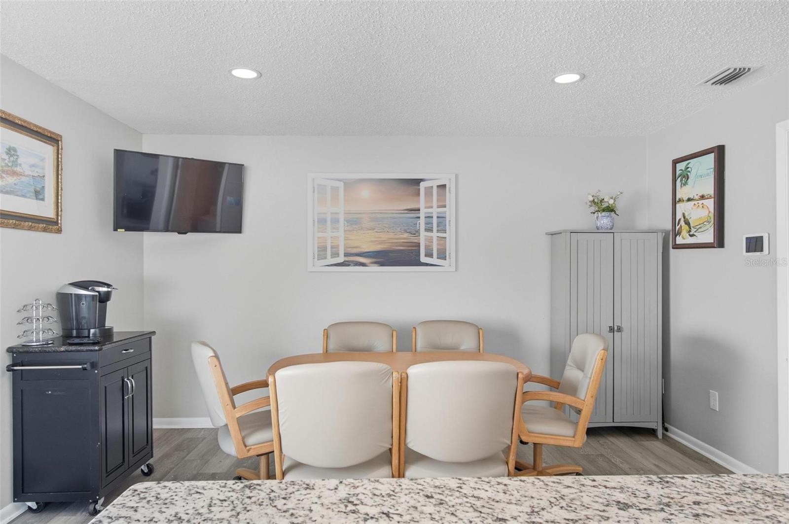 53 Cochise Court