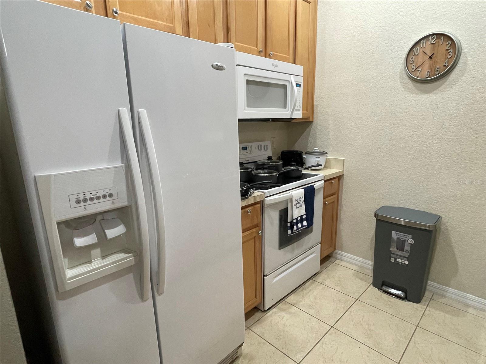 2432 Caravelle Circle