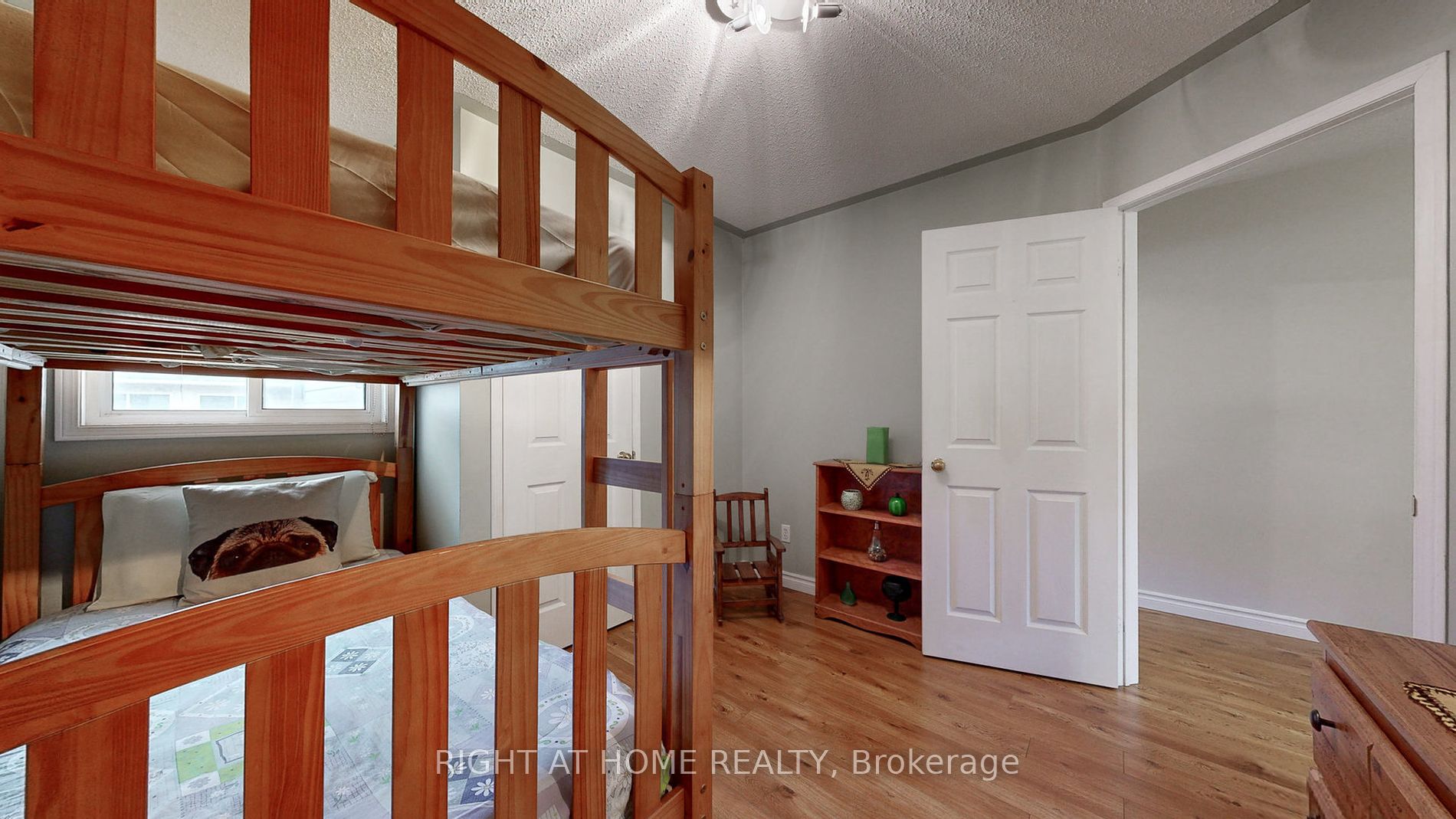 34 Rumi Cres