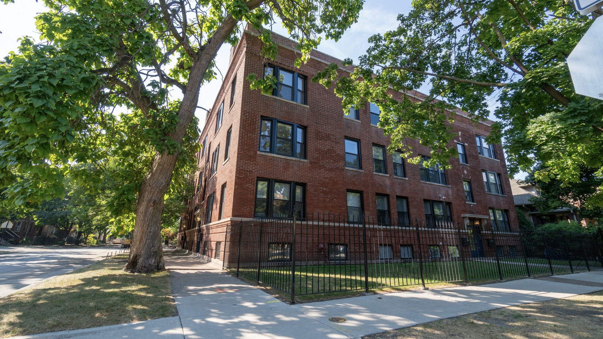 Modern 2 Bed / 2 Bath in the Heart of Andersonville - In-Unit Laundry, Central A/C, Pet-Friendly!    Welcome to 5404 N Paulina Unit 3, a beautifully renovated 2-bedroom, 2-bathroom apartment located in the highly desirable Andersonville neighborhood of Chicago.    This spacious, sunlit unit features a modern open layout, in-unit washer and dryer, and central heat and air conditioning-designed for comfort and convenience year-round. The updated kitchen and bathrooms offer a stylish, contemporary feel perfect for modern living.    We're proud to be a pet-friendly building, so your furry companions are more than welcome!    Live just steps from all that Andersonville has to offer-boutique shops, award-winning restaurants, cozy cafes, and vibrant nightlife. You're also close to multiple parks, public transportation, and the lakefront, making this the perfect location for anyone looking to enjoy the best of city living.    Features Include:    - 2 spacious bedrooms & 2 full bathrooms  - In-unit washer & dryer  - Central heat and A/C  - Renovated interiors with modern finishes  - Pet-friendly  - Prime Andersonville location