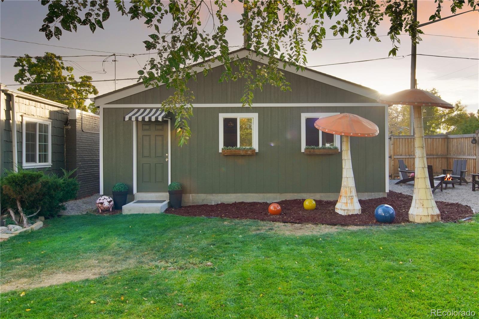 2088 S Pennsylvania Street