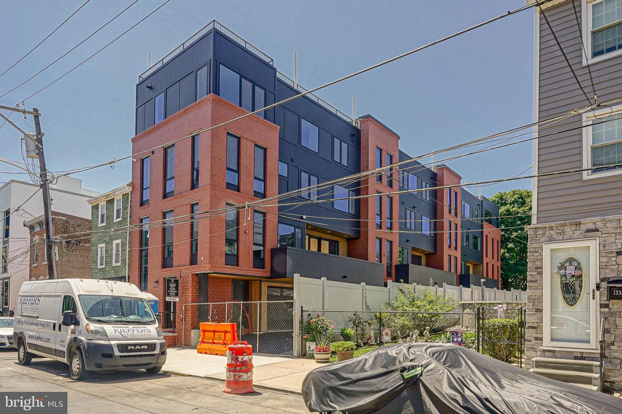 1328 E Berks Street 3C
