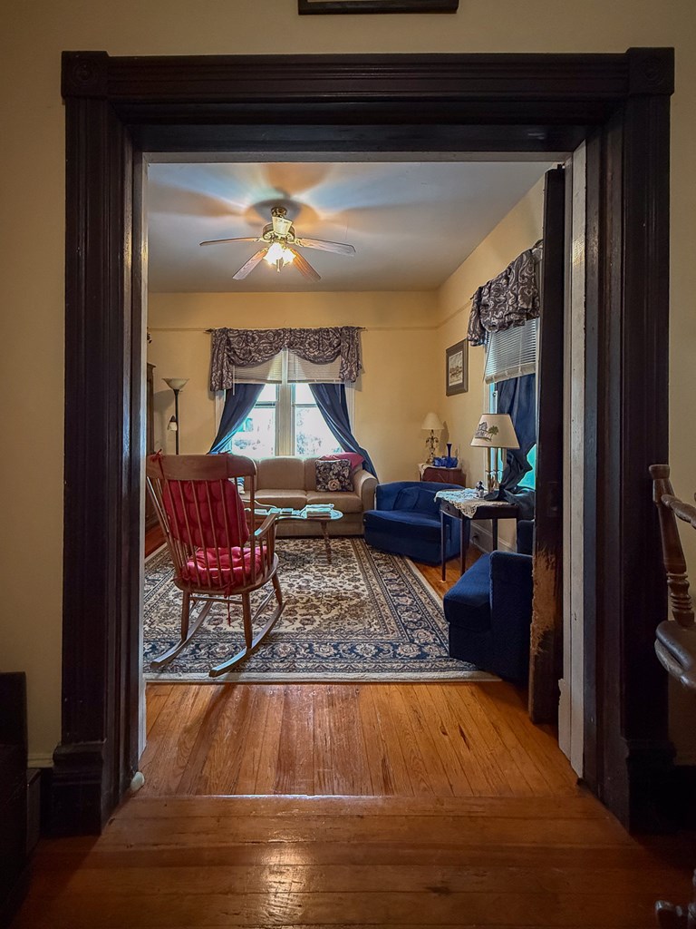 539 Monroe Ave 262