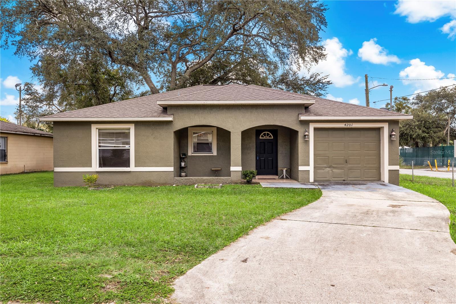 This 3-bedroom, 2-bath single-family home at 4201 E Wilma St in Tampa offers a great price point and convenient access to major highways.With no HOA, the property offers added flexibility for homeowners. Its Tampa location provides convenient access to nearby shopping, dining, and everyday essentials.Enjoy the convenience of a location that makes commuting and getting around the area easier.