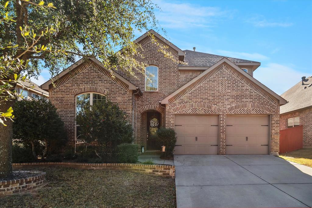 Beautiful Highland home in coveted Liberty subdivision.  Open floor plan, high and high ceilings.  Kitchen has outstanding cabinet and granite counter top space and stainless steel appliances.  Family is large and open with grand fireplace with raised hearth.  Breakfast area is great size with built in desk work center and you don't have to wrestle with back door.  Another formal dining area with extra width for your hutch or other furniture.  Master is spacious with separate shower, garden tub, linen and huge walk in closet.  upstairs, there are three additional bedrooms, one with ensuite bath for your favorite child and two more that share a full bath.  Large game room perfect for pool table or just another place for the kids.  Very nice covered patio in back with nice sized yard.  Melissa has outstanding schools and Liberty has great amenities and neighbors.