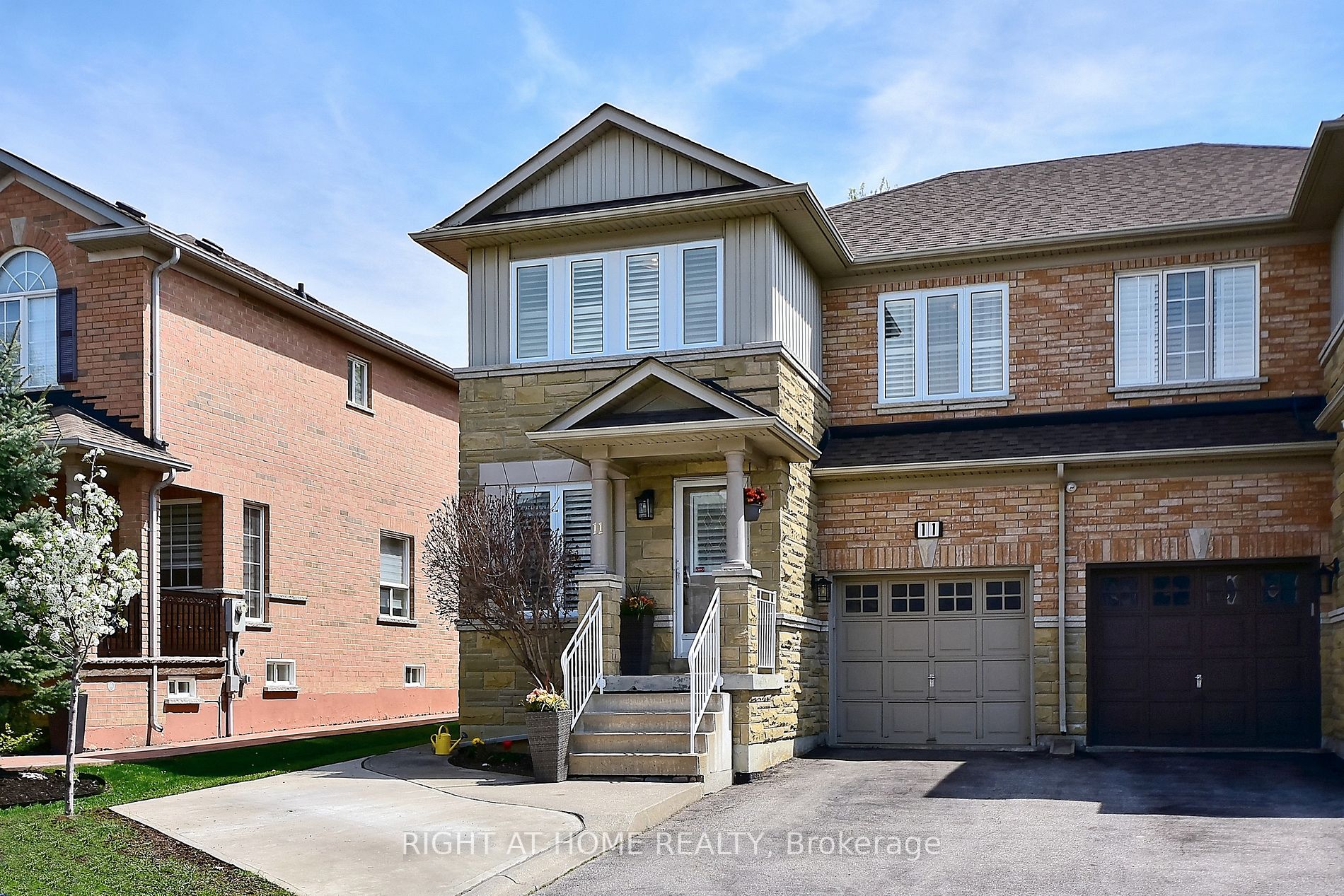 11 Giovanni Way