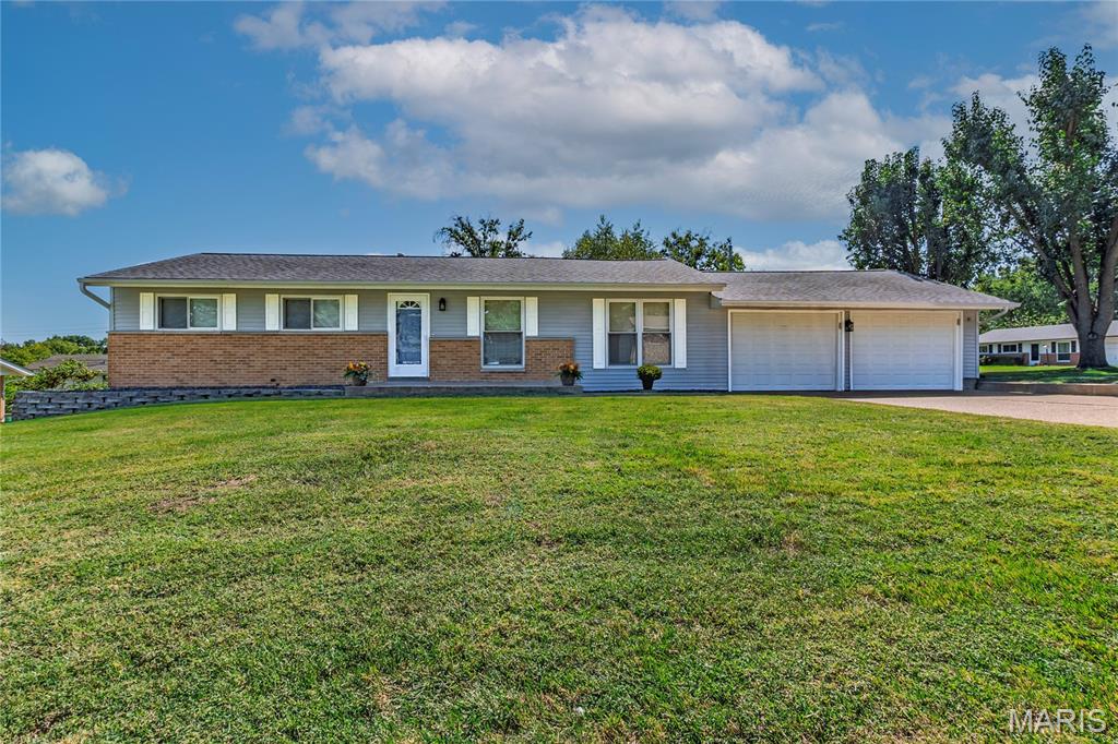 4322 Heinle Drive