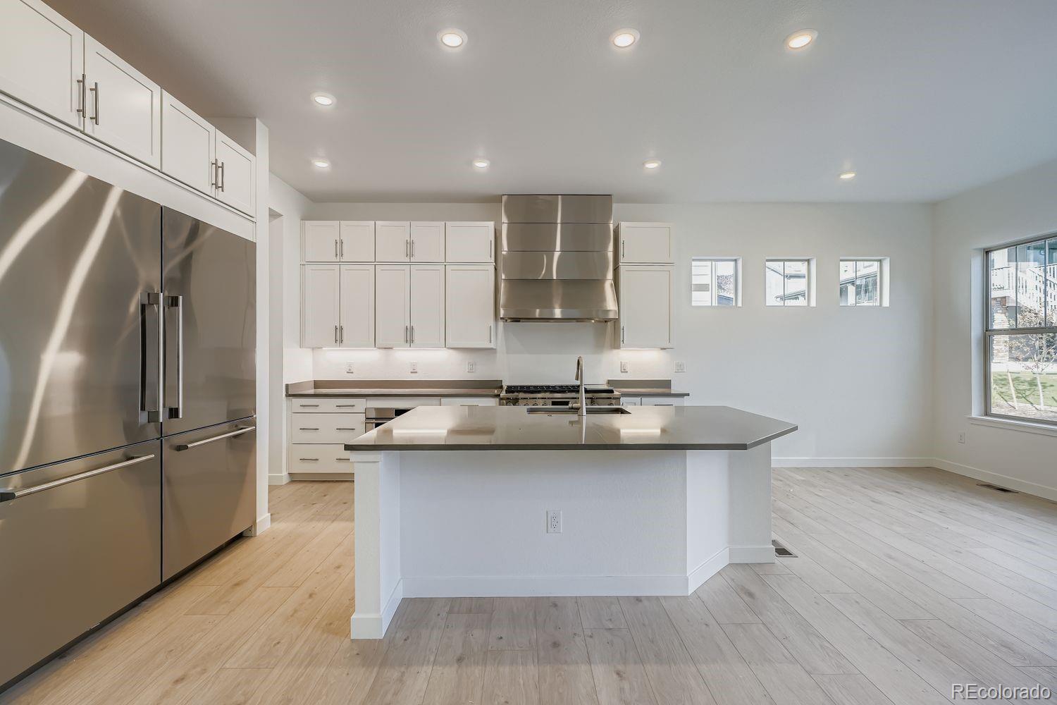 15383 W Dequesne Avenue