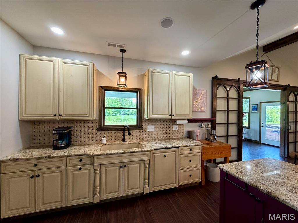 11120 W Lakeshore