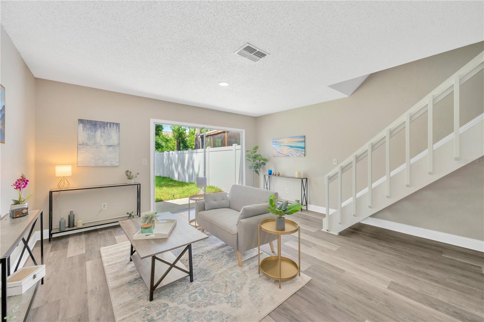 3304 Laurel View Drive