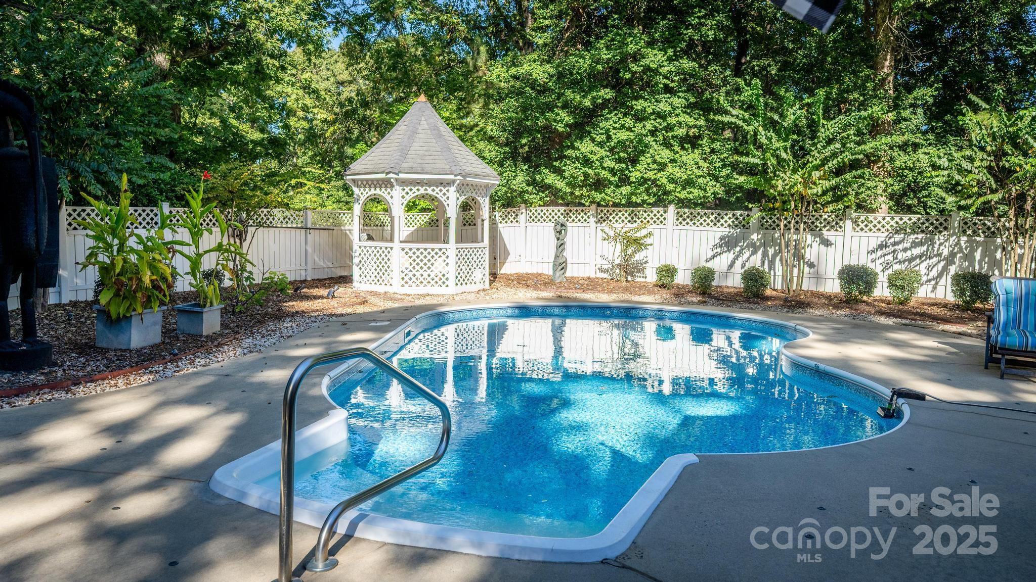 7843 Nine Iron Court