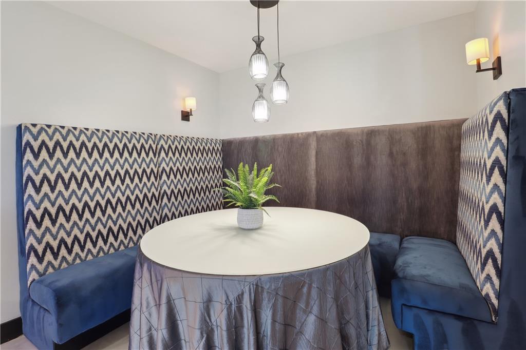 10239 N Kansas Avenue