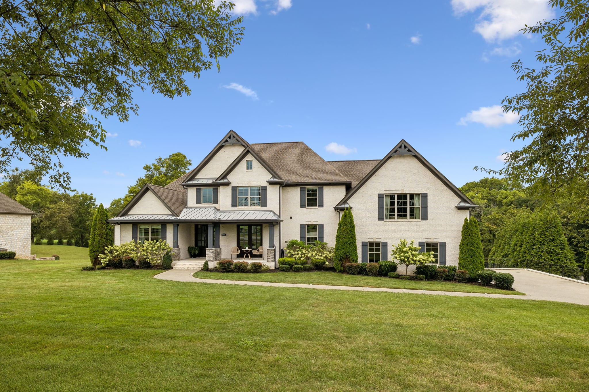 868 Douglas Bend Rd