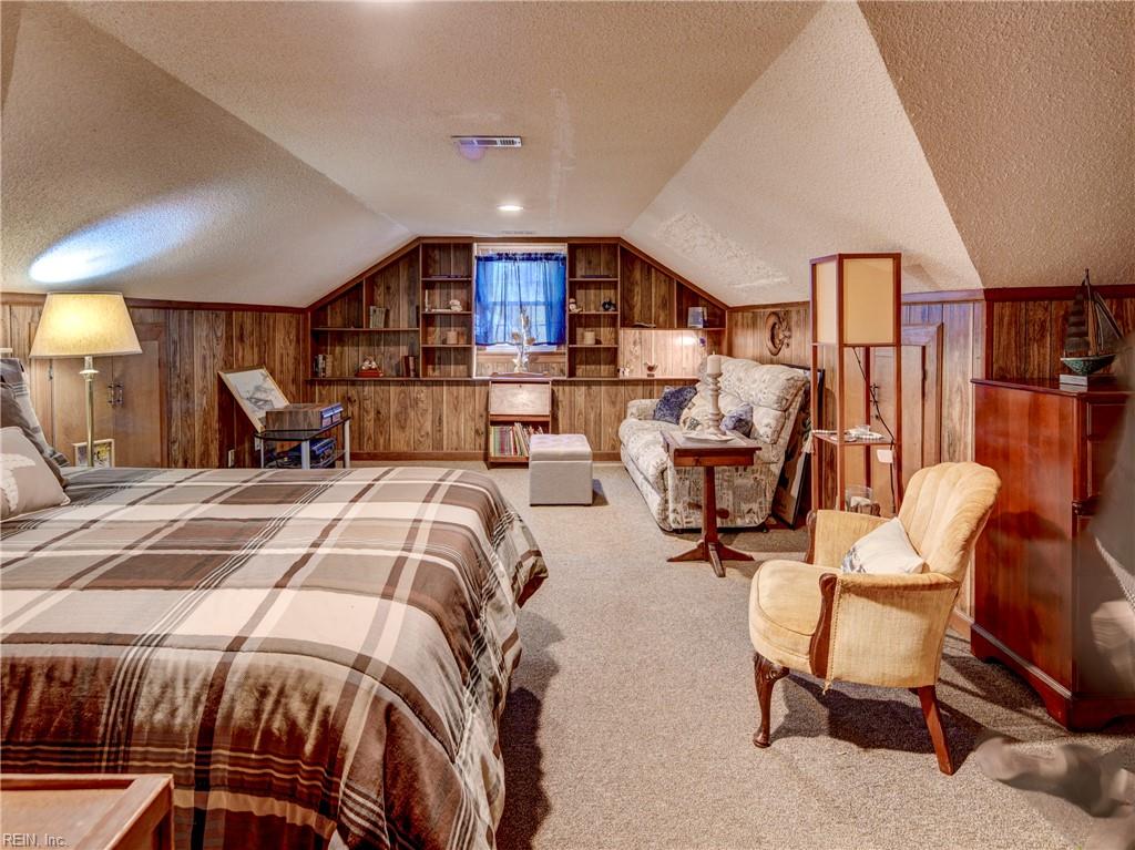 3232 Shadyside Lane