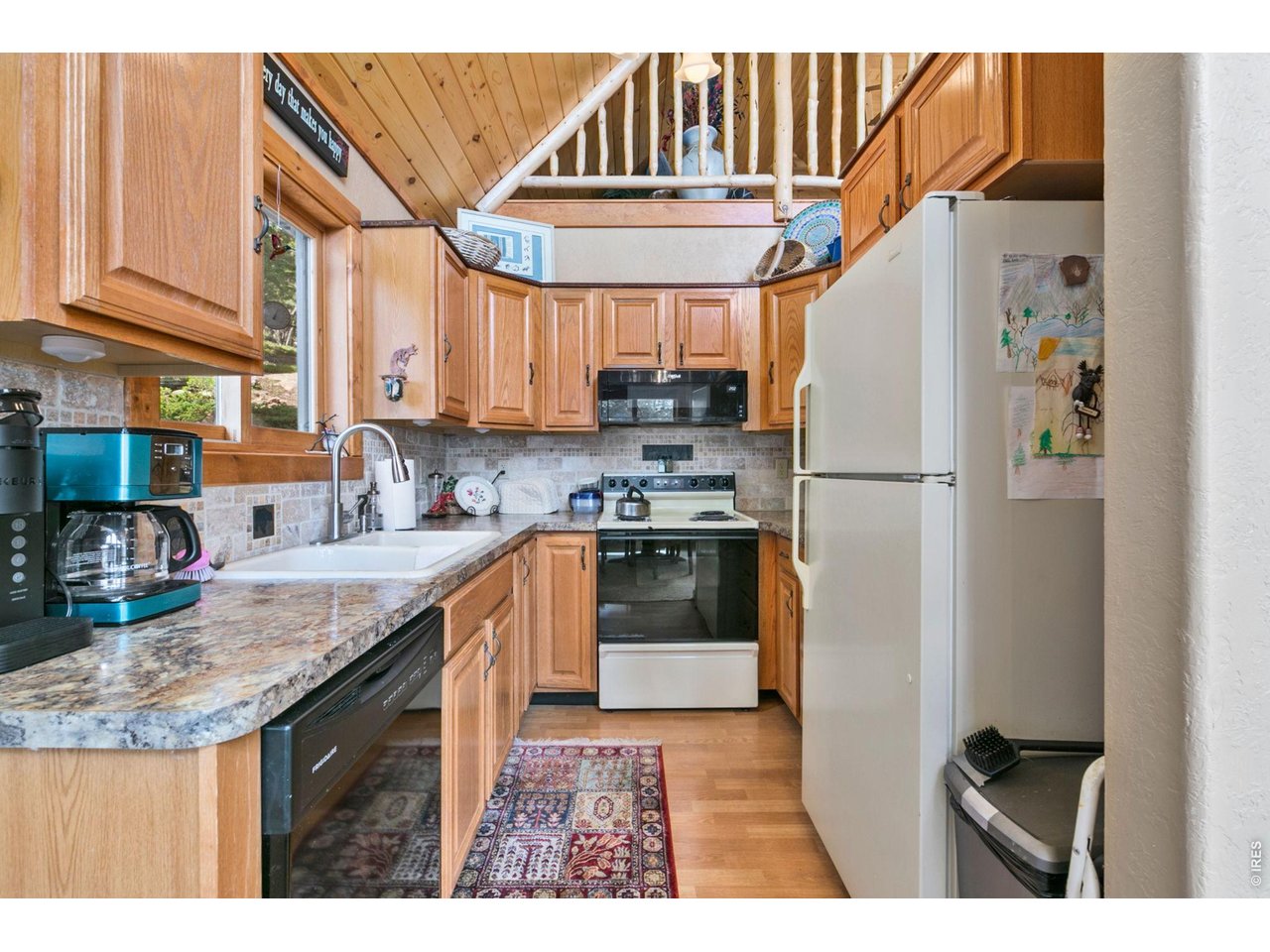 1255 Jicarilla Trl