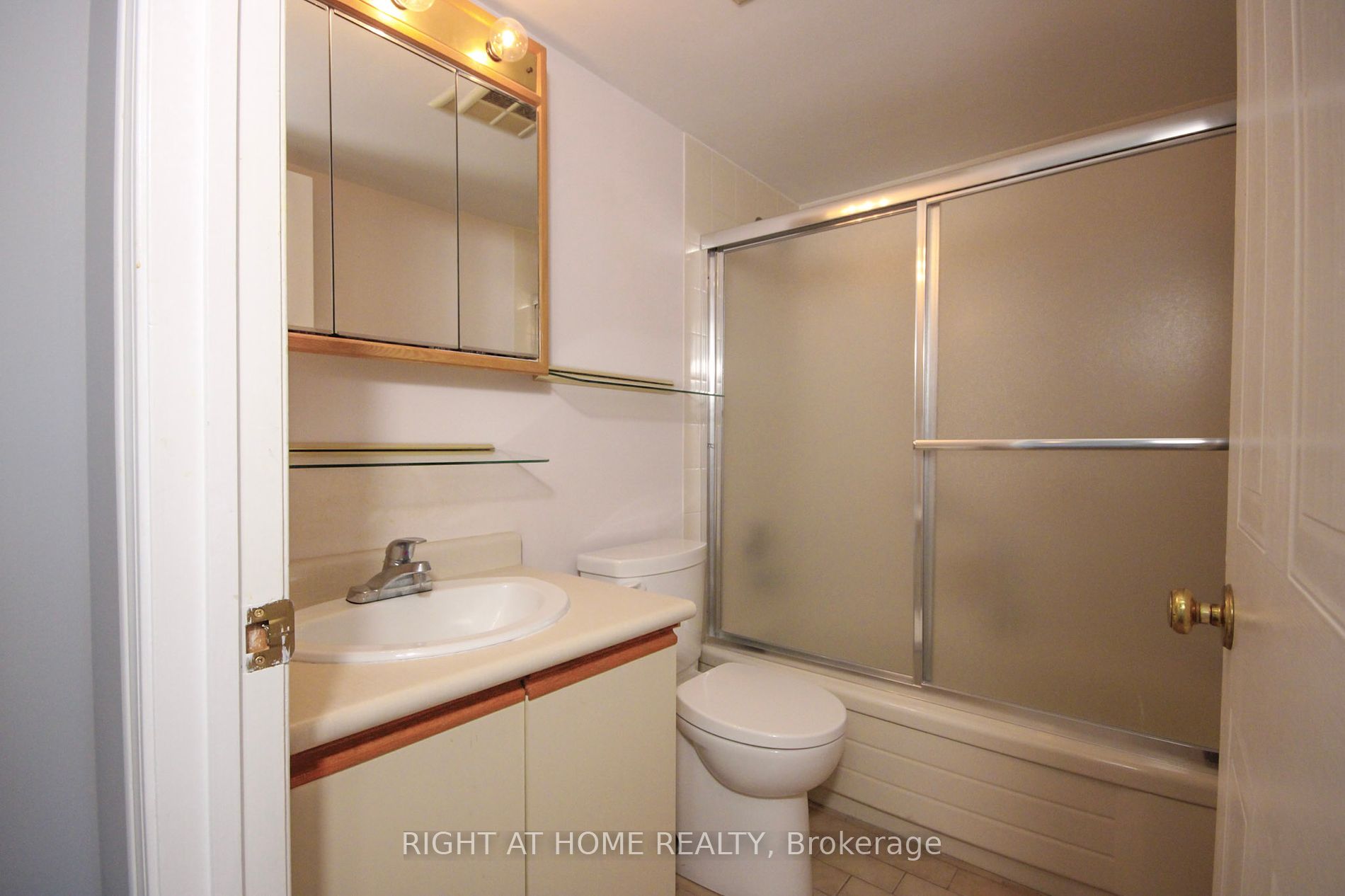 5070 Pinedale Ave 506