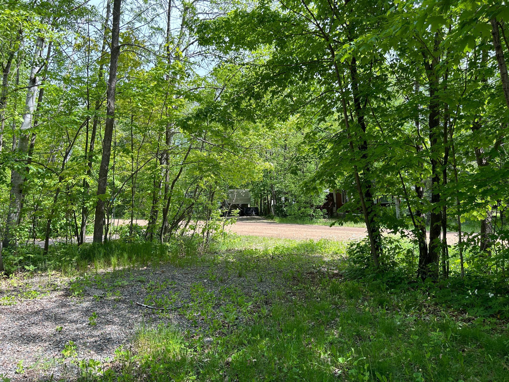 L9-10 B 5 Canterbury Town