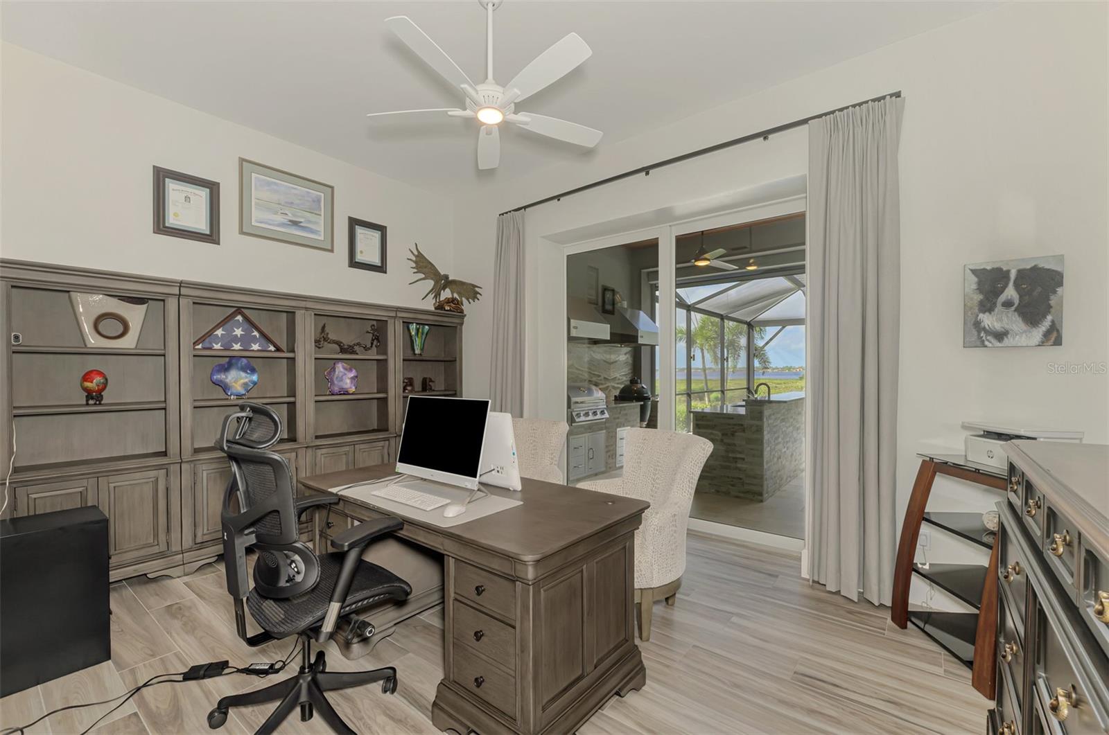 3051 Rivershore Lane