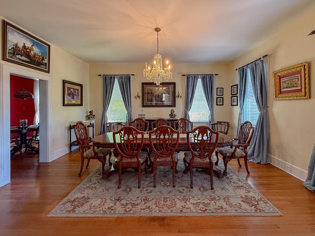 212 Bay Ave 9A