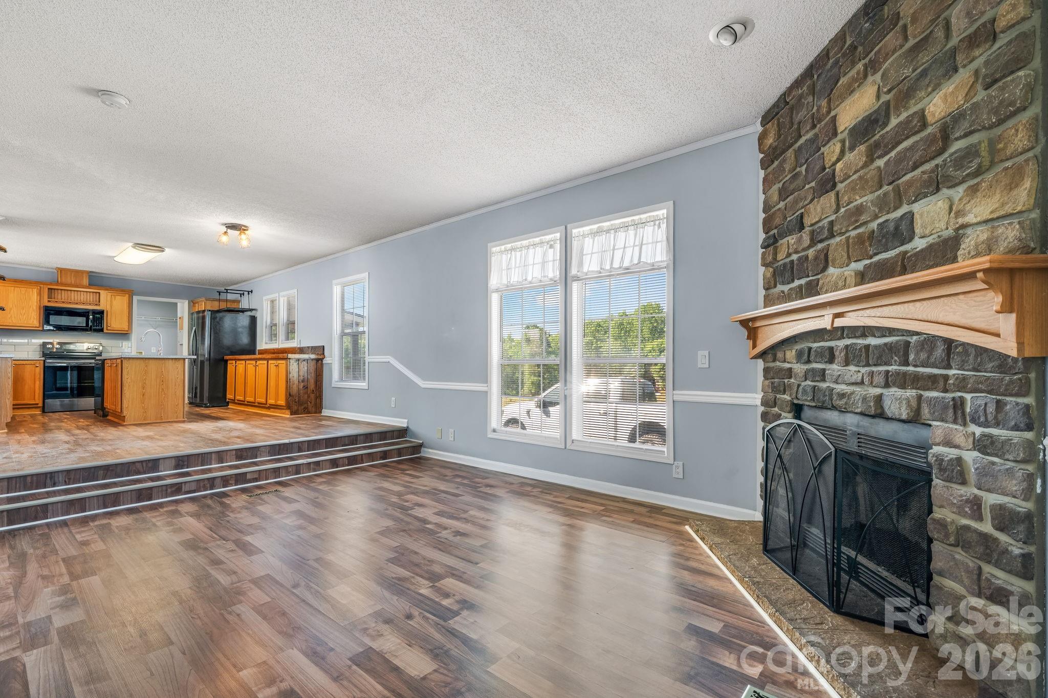 3015 Farm Pond Lane