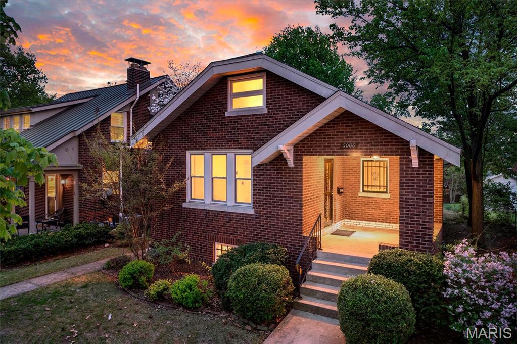 5006 Bancroft Avenue