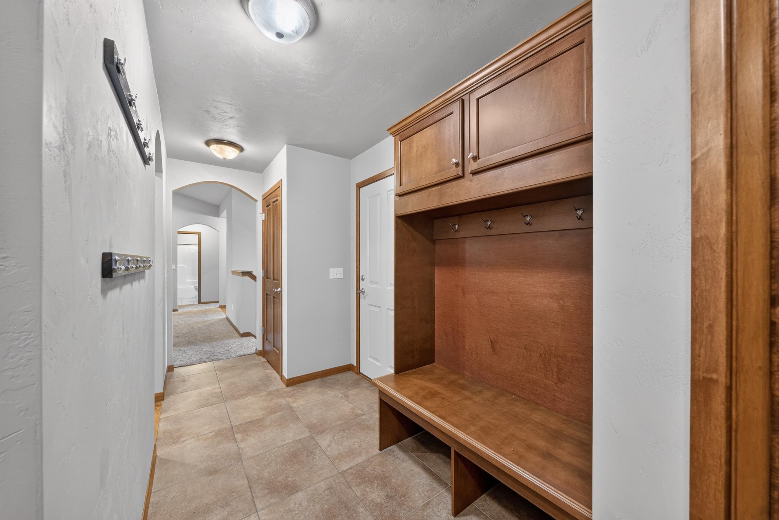 3875 Duchess Lane