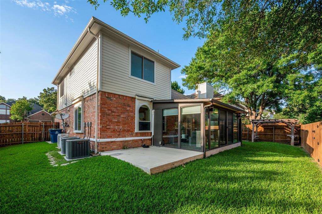 1819 Sandalwood Lane