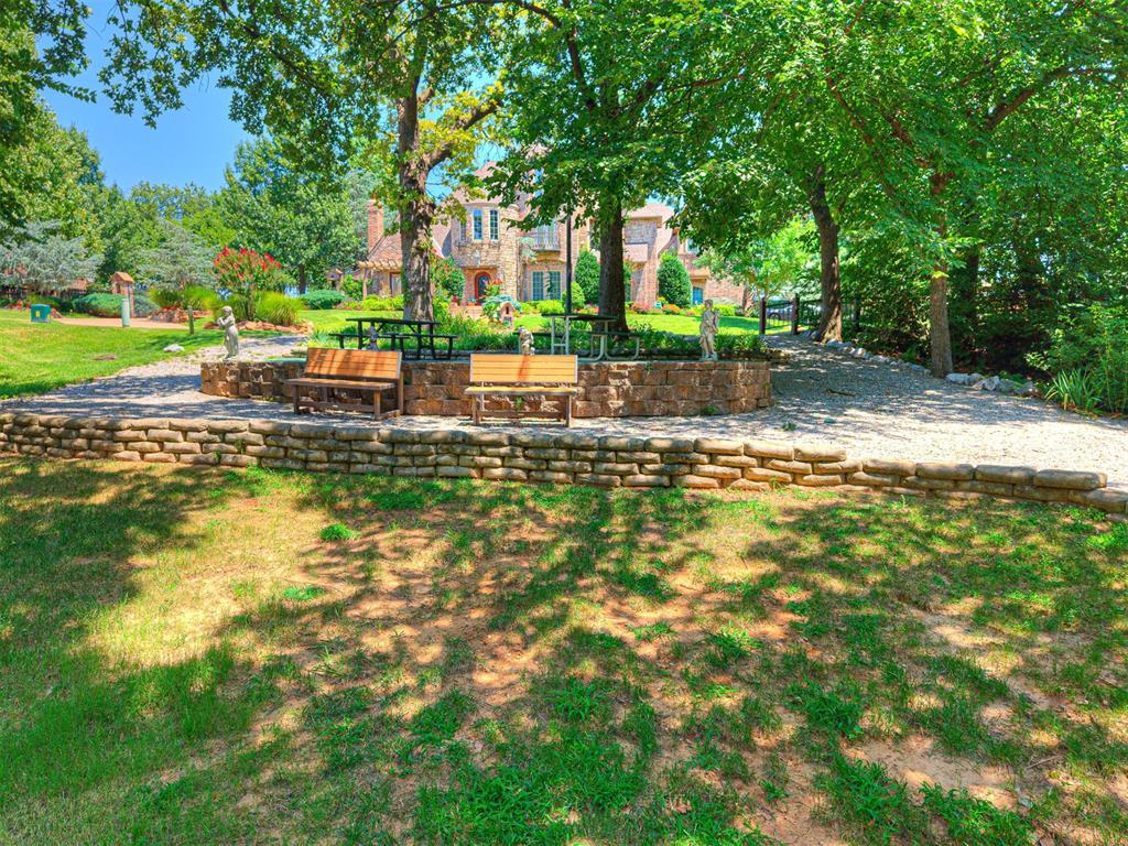 2312 Overholser Court