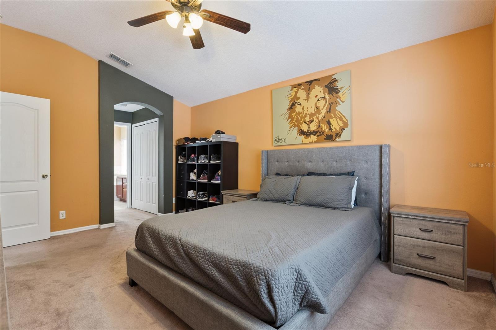 2019 Golden Ivy Way