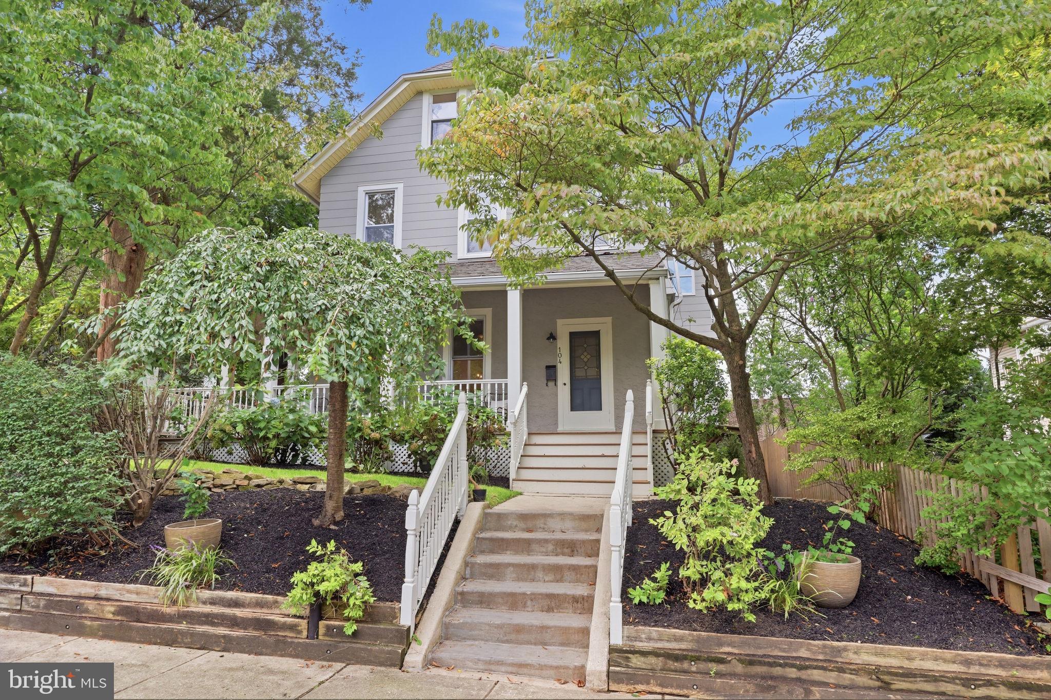 104 Grayling Avenue