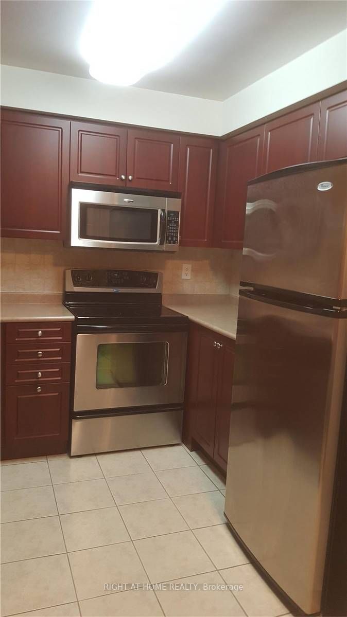 503 Beecroft Rd 1011