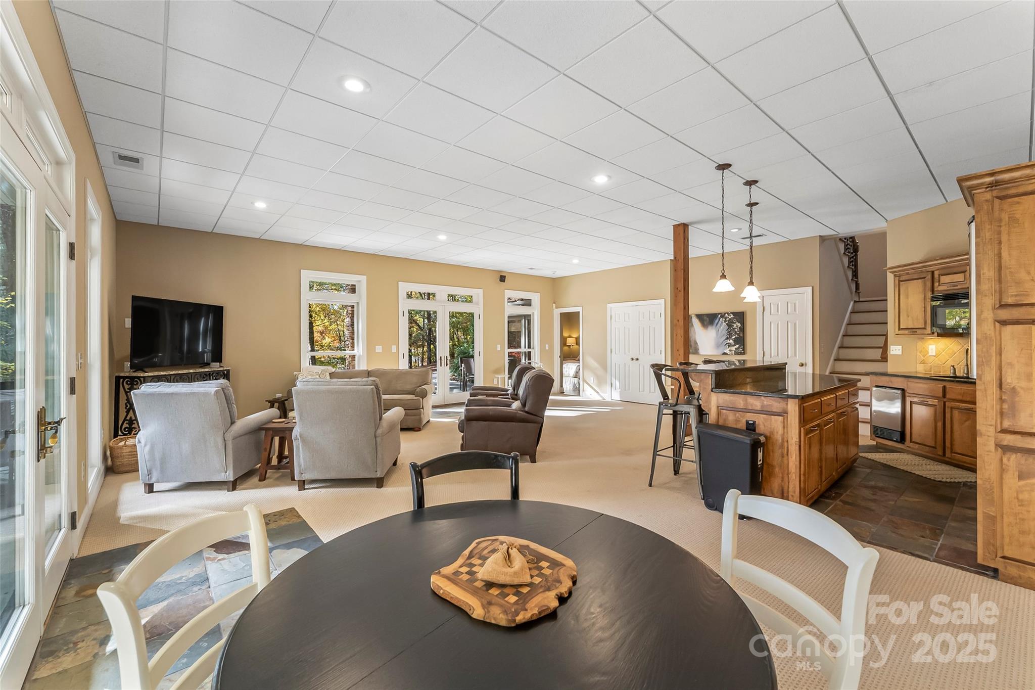 1295 Northview Drive 127