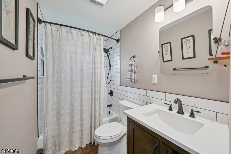 113 Carol Dr — photo 13 of 18