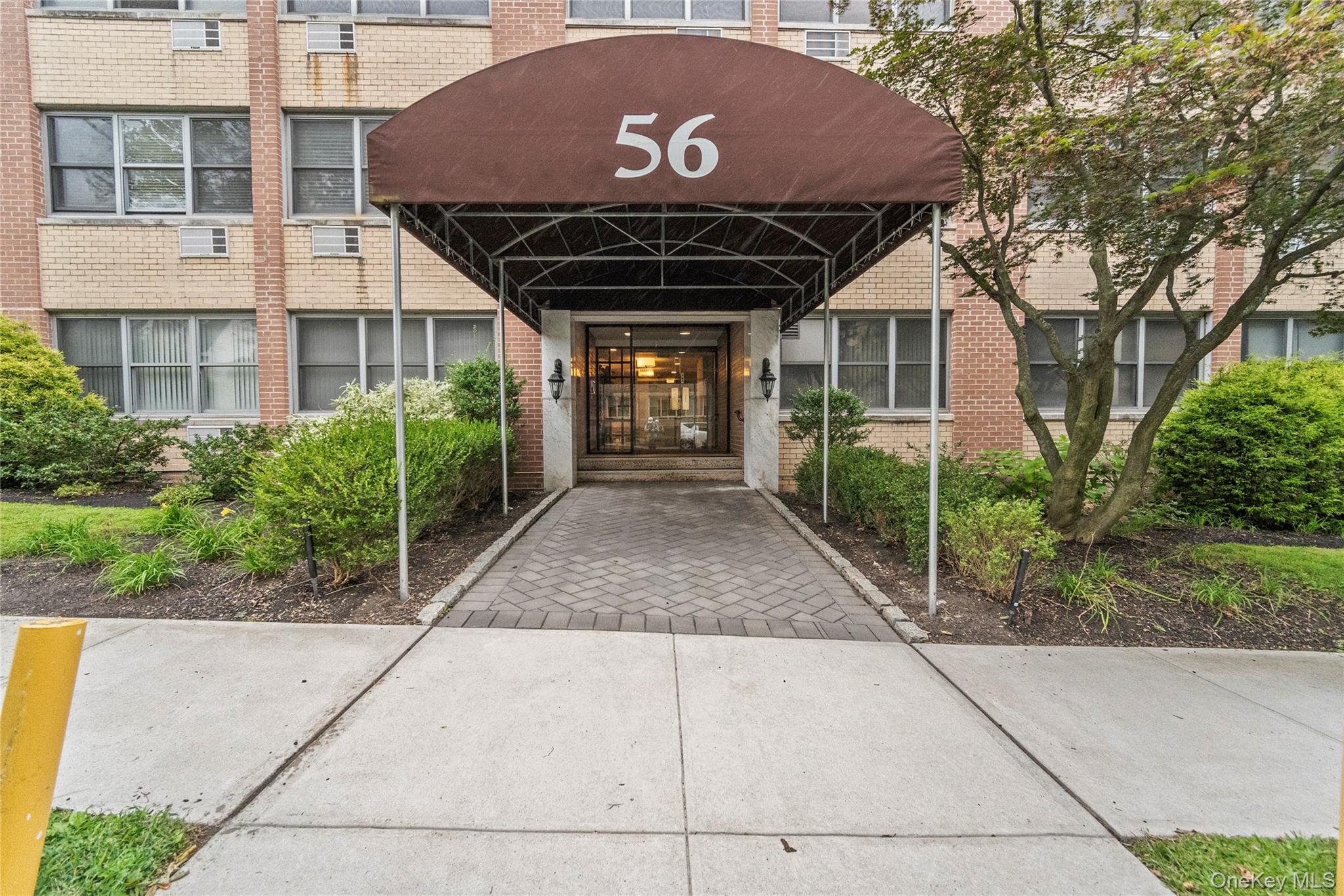 56 Doyer Avenue 2C