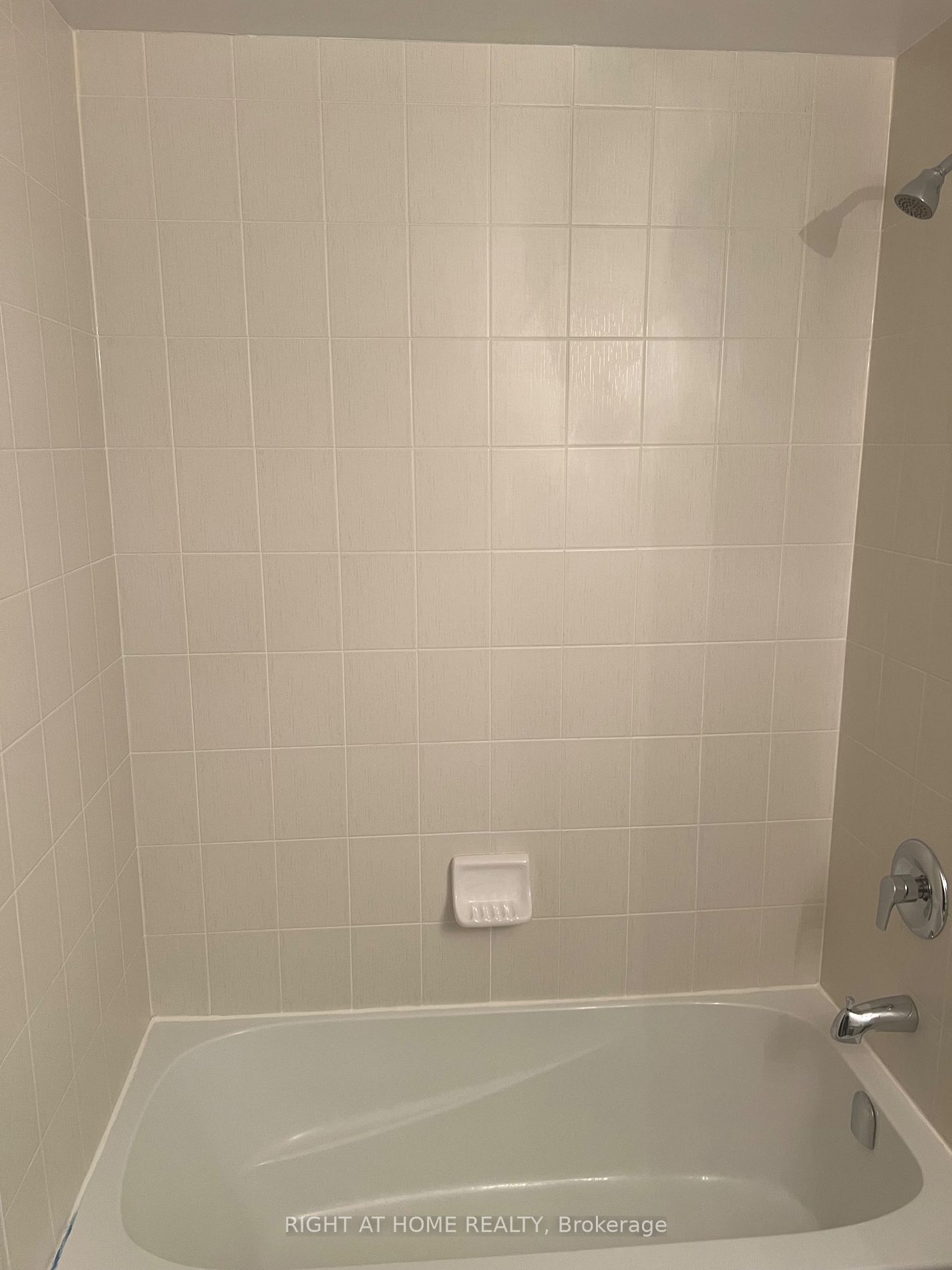 15 James Finlay Way 601