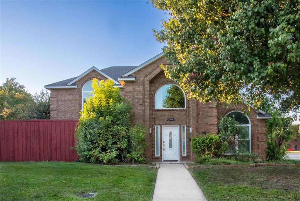 This beautiful and well-maintained home features fresh interior and exterior paint, giving it a bright and inviting feel. Enjoy new windows with warranty and a foundation warranty for peace of mind. The AC unit from 2022 ensures comfort and efficiency year-round. Inside, you’ll find a brand-new 65'' TV with a Bose surround system, while outside offers a spacious backyard with a pool, playground, and monkey bars that stay with the property, perfect for family fun and entertaining. An automatic gate in the back provides added privacy and convenience, and decorative lighting throughout adds a touch of elegance to every space.

Don’t miss this rare find, schedule your showing today!