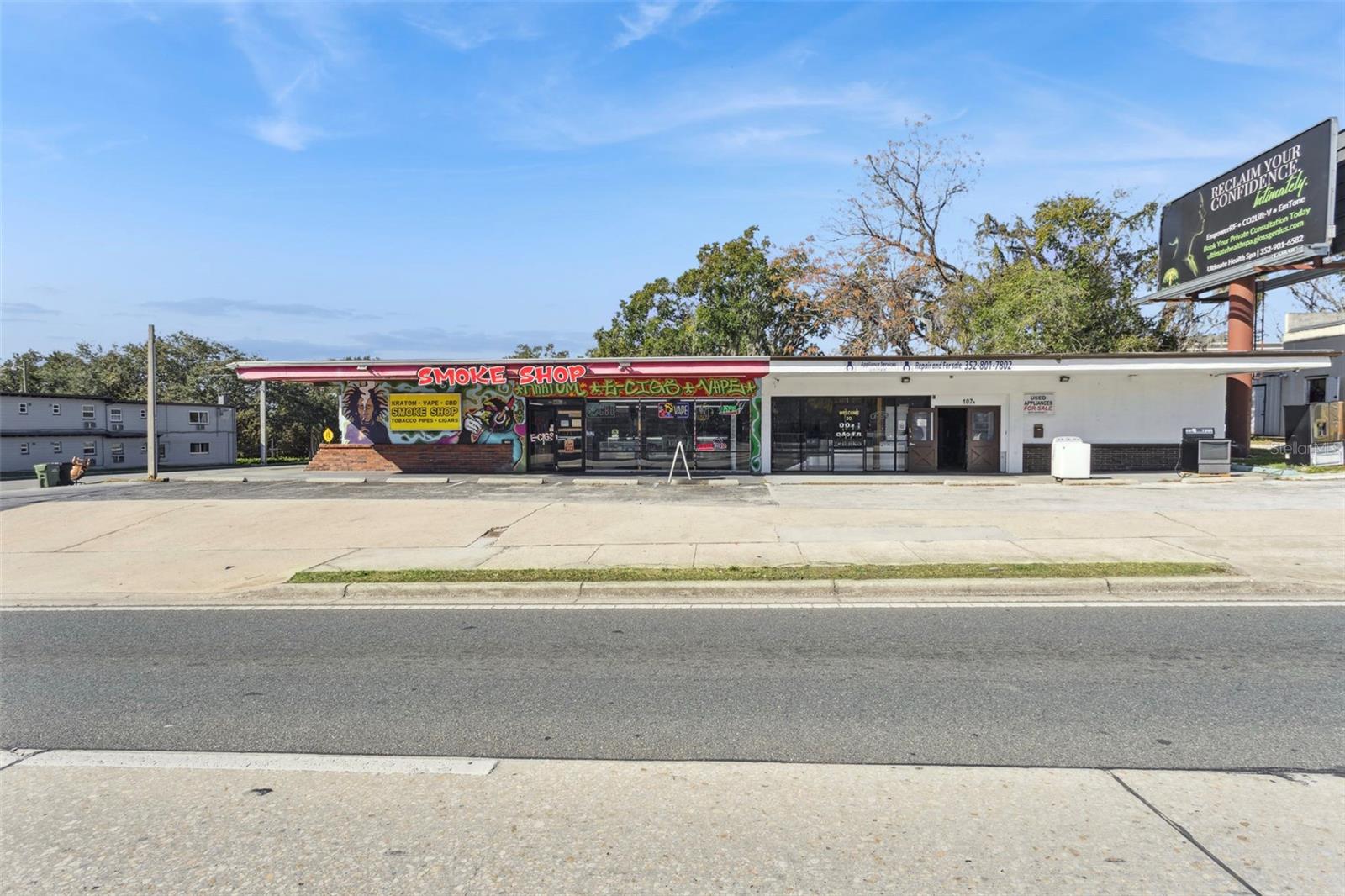 Ready to launch or expand your business? This the opportunity you've been waiting for! Check out this highly visible 2 unit retail building with a billboard on site located on Highway 27. This 3956 sq ft building has been divided into two units, making it ideal for a wide range of businesses (C-3 Zoning).