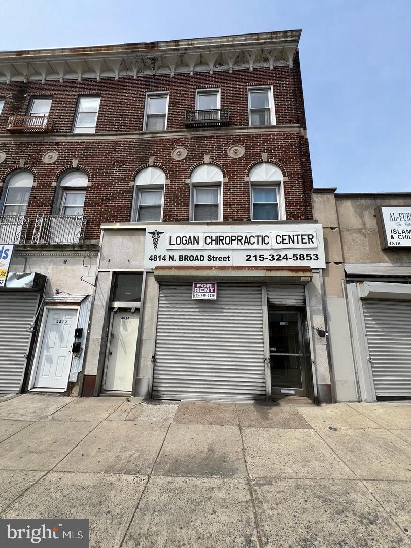 4814 NBroad St  