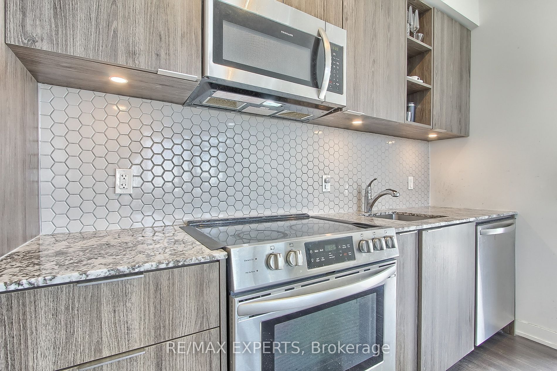 30 Ordnance St 611